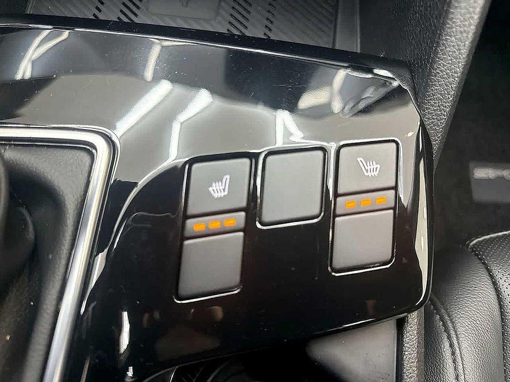 used 2025 Kia Sportage car, priced at $29,104