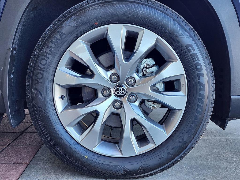 used 2025 Toyota Grand Highlander car, priced at $50,982