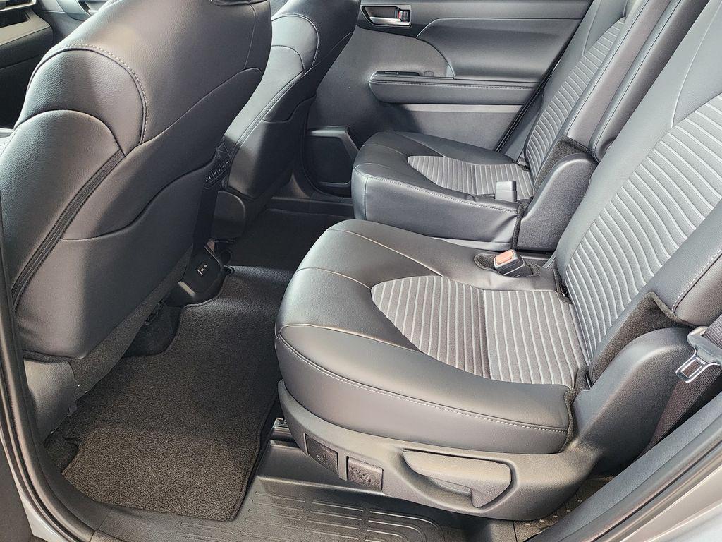 new 2026 Toyota Highlander car, priced at $54,161