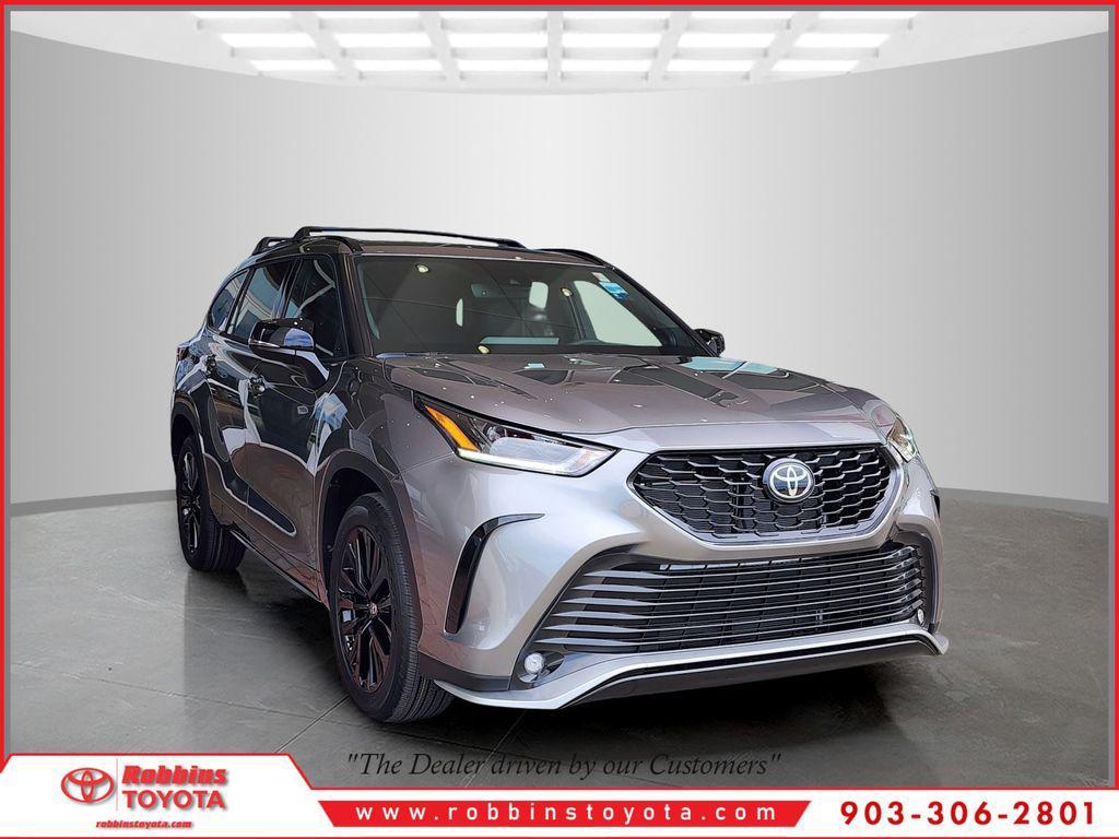 new 2026 Toyota Highlander car, priced at $54,161