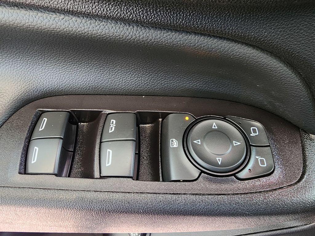 used 2022 Chevrolet Equinox car, priced at $17,997