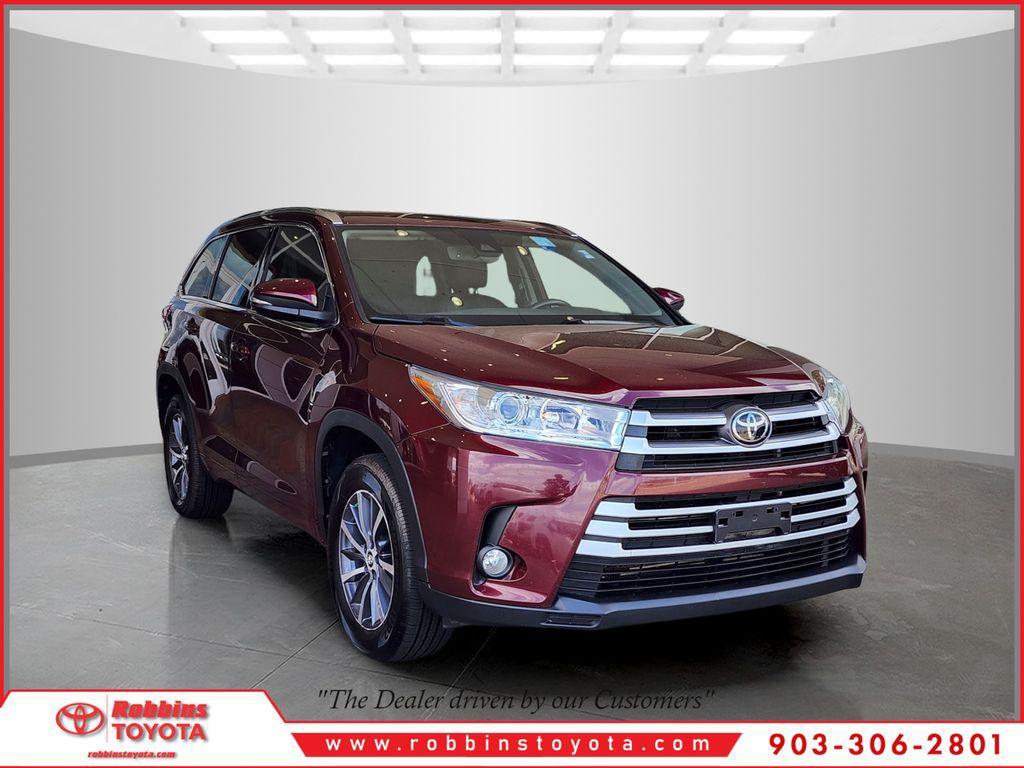used 2018 Toyota Highlander car, priced at $21,350