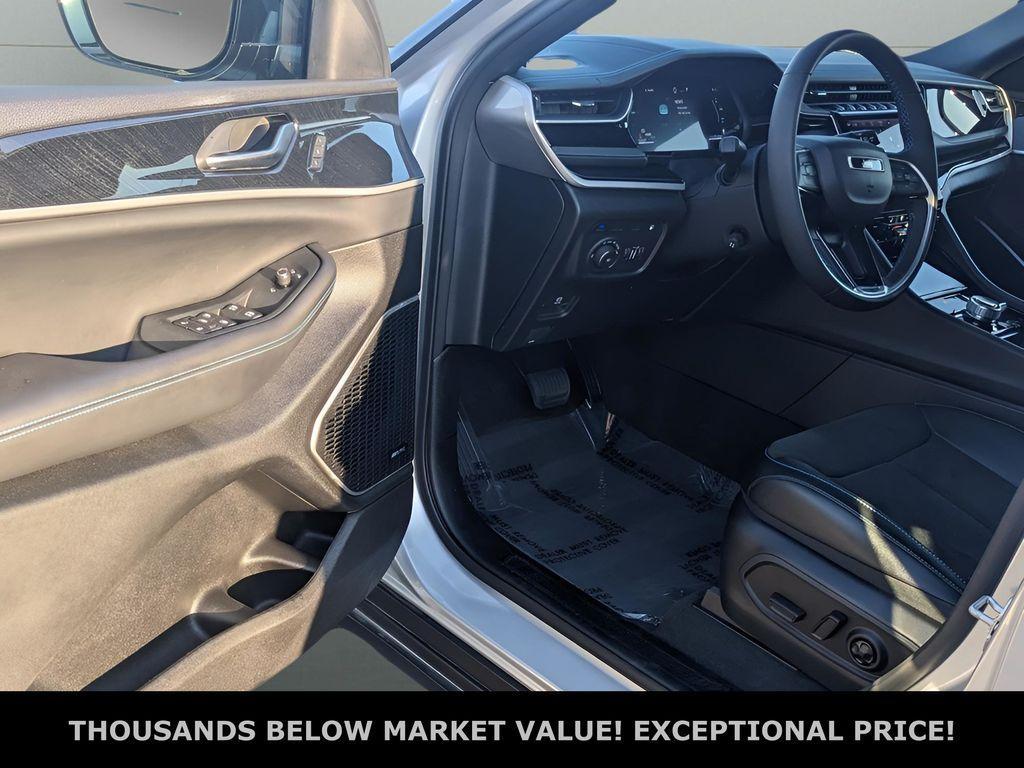 used 2023 Jeep Grand Cherokee 4xe car, priced at $28,990