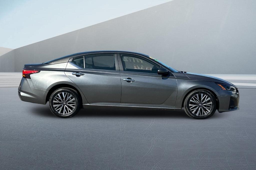 used 2023 Nissan Altima car, priced at $18,991