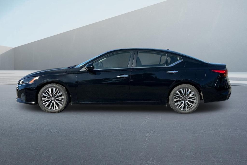 used 2023 Nissan Altima car, priced at $19,991