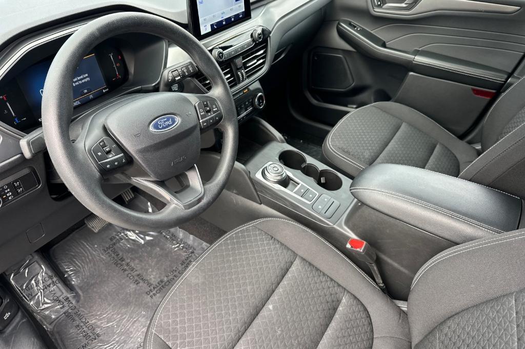 used 2025 Ford Escape car, priced at $21,333