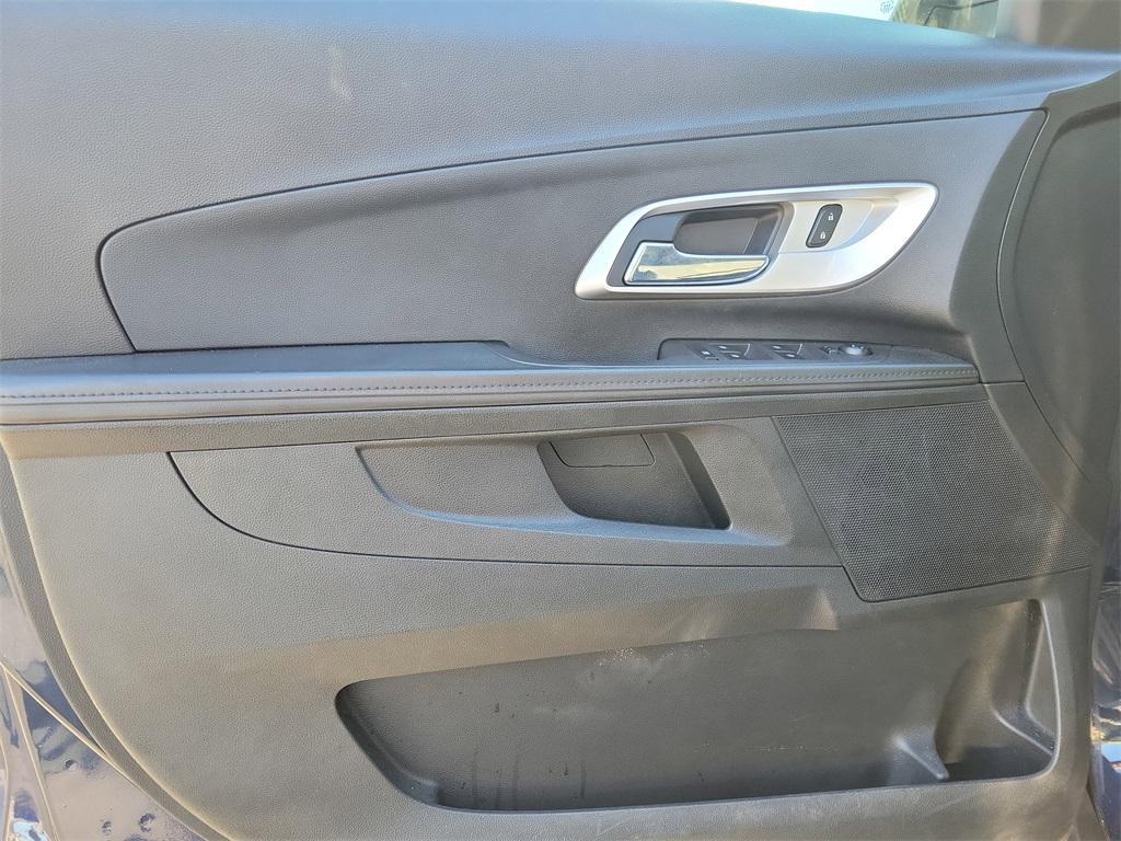 used 2016 Chevrolet Equinox car, priced at $9,900