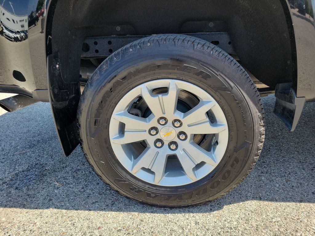 used 2022 Chevrolet Colorado car, priced at $26,999
