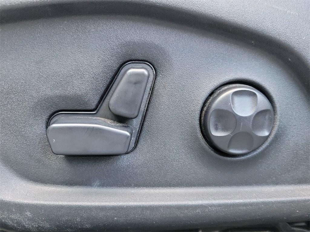 used 2019 Jeep Compass car, priced at $15,499