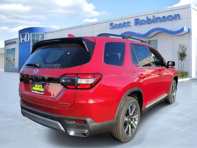new 2025 Honda Pilot car, priced at $52,397