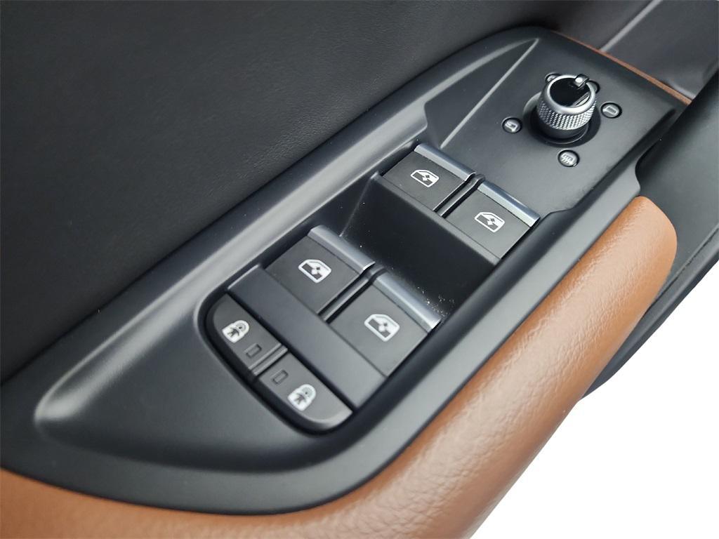 used 2022 Audi Q5 car, priced at $22,399