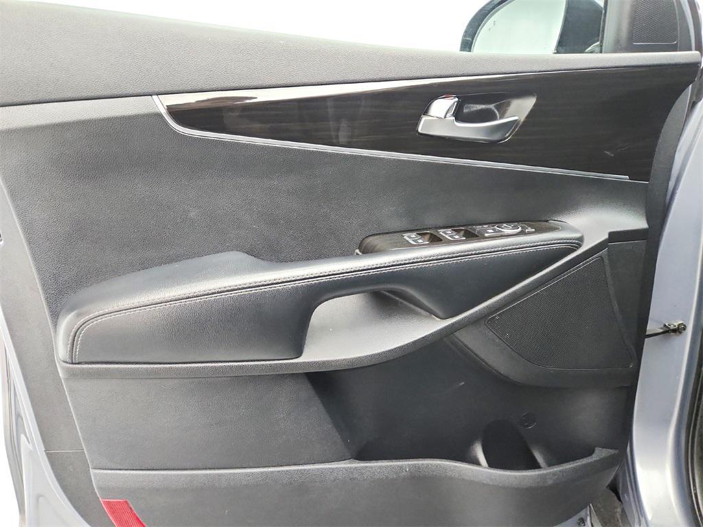 used 2020 Kia Sorento car, priced at $13,444