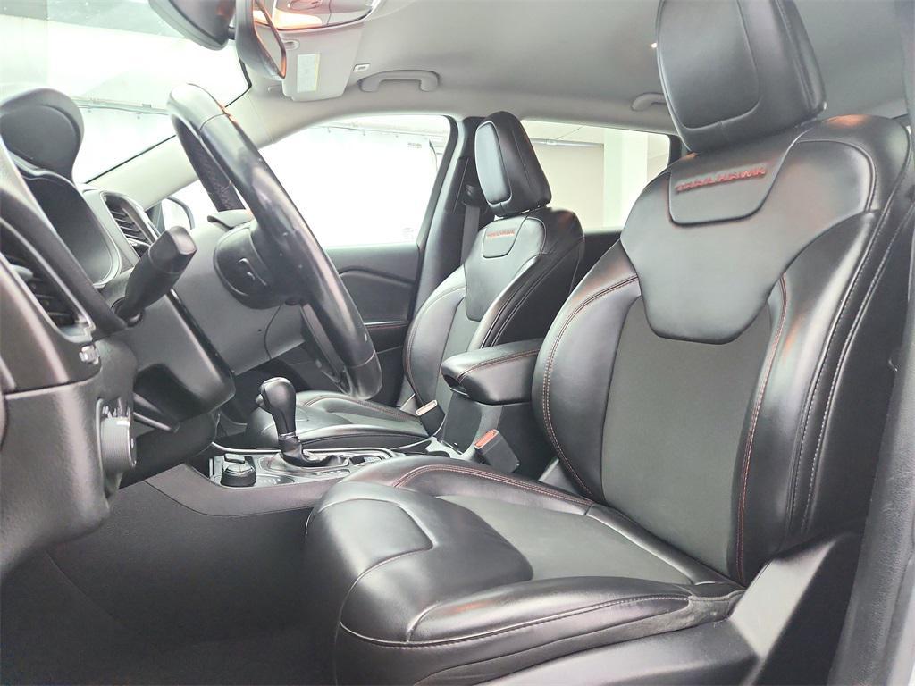 used 2019 Jeep Cherokee car, priced at $13,999