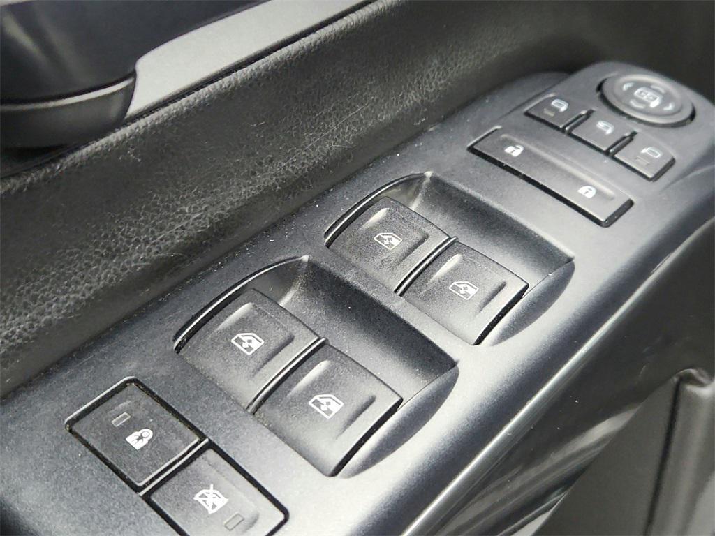 used 2016 GMC Sierra 1500 car, priced at $22,555