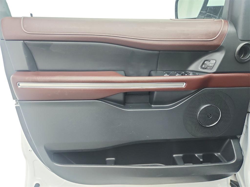 used 2023 Ford Expedition car, priced at $37,555