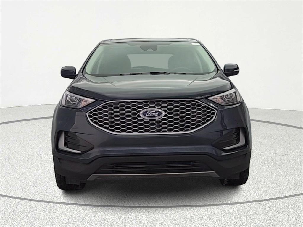 used 2024 Ford Edge car, priced at $20,399
