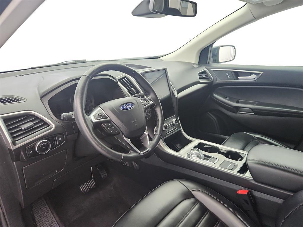 used 2024 Ford Edge car, priced at $20,399