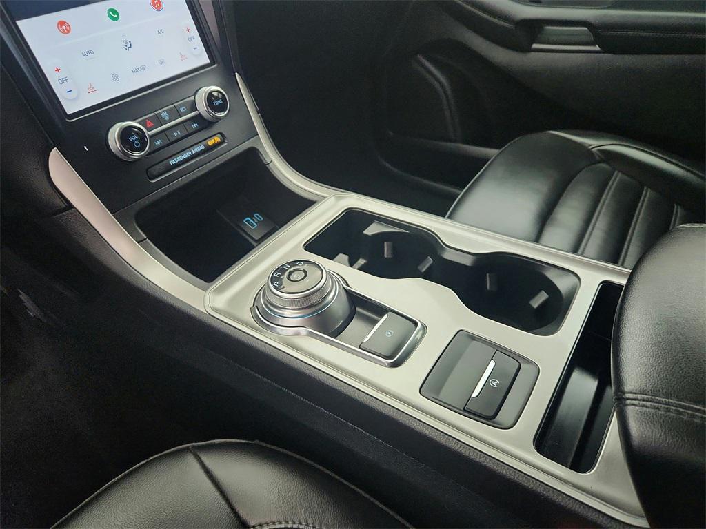 used 2024 Ford Edge car, priced at $20,399