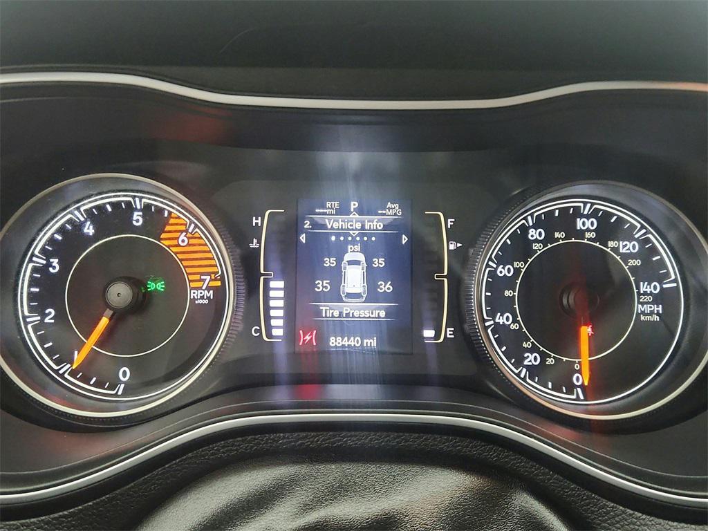 used 2019 Jeep Cherokee car, priced at $13,789