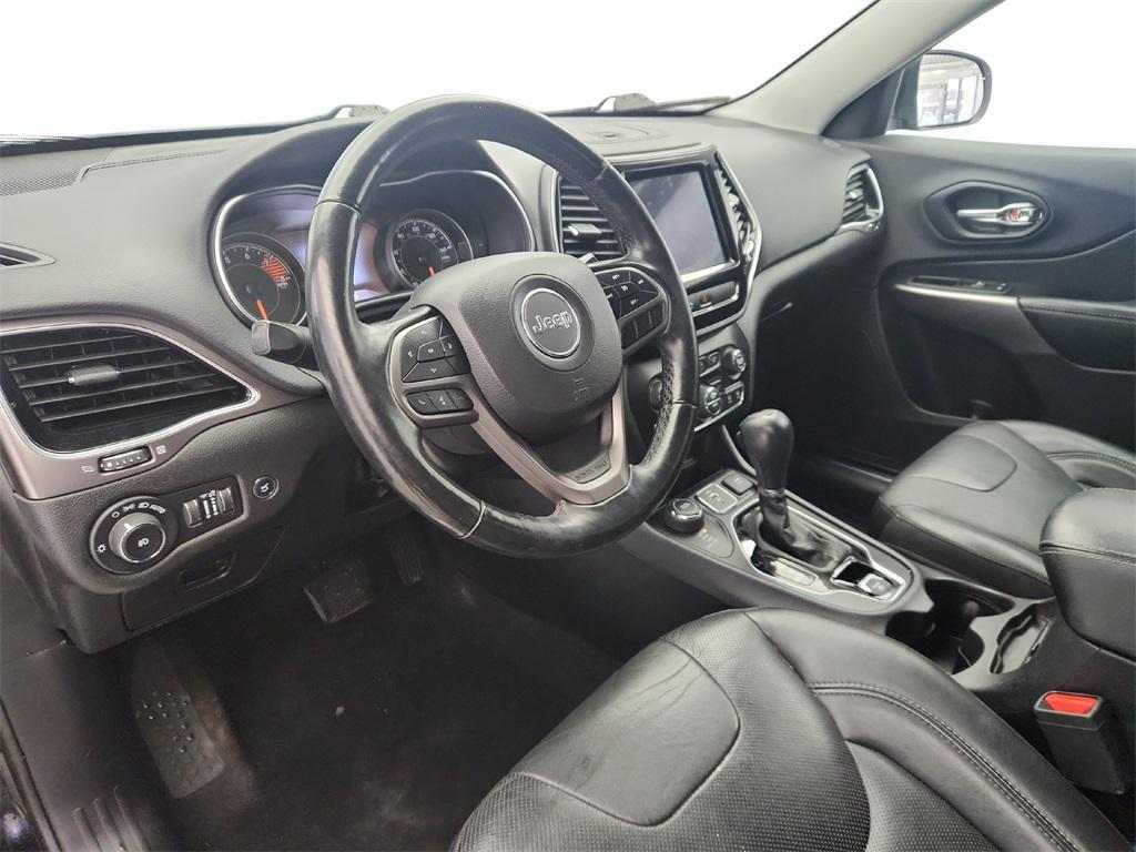 used 2020 Jeep Cherokee car, priced at $16,499