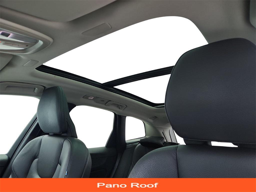 used 2024 Volvo XC60 car, priced at $27,799