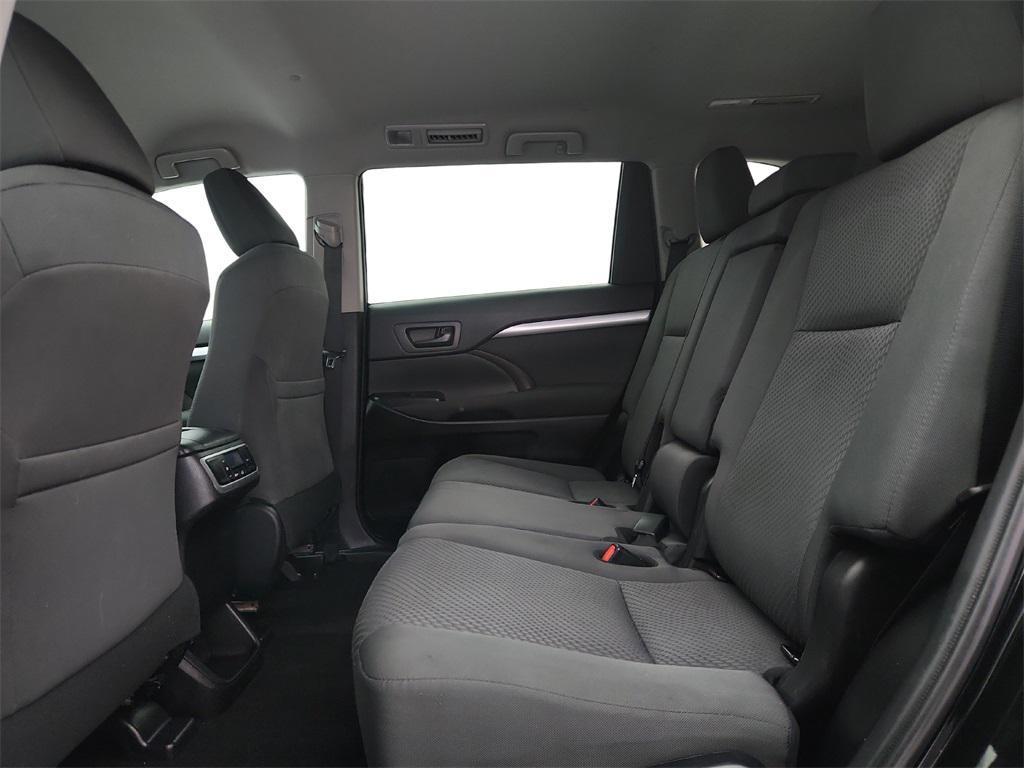 used 2019 Toyota Highlander car, priced at $22,400
