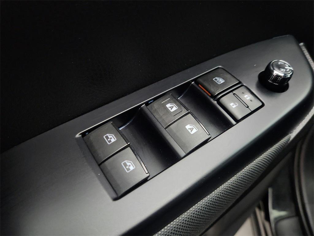 used 2019 Toyota Highlander car, priced at $22,400