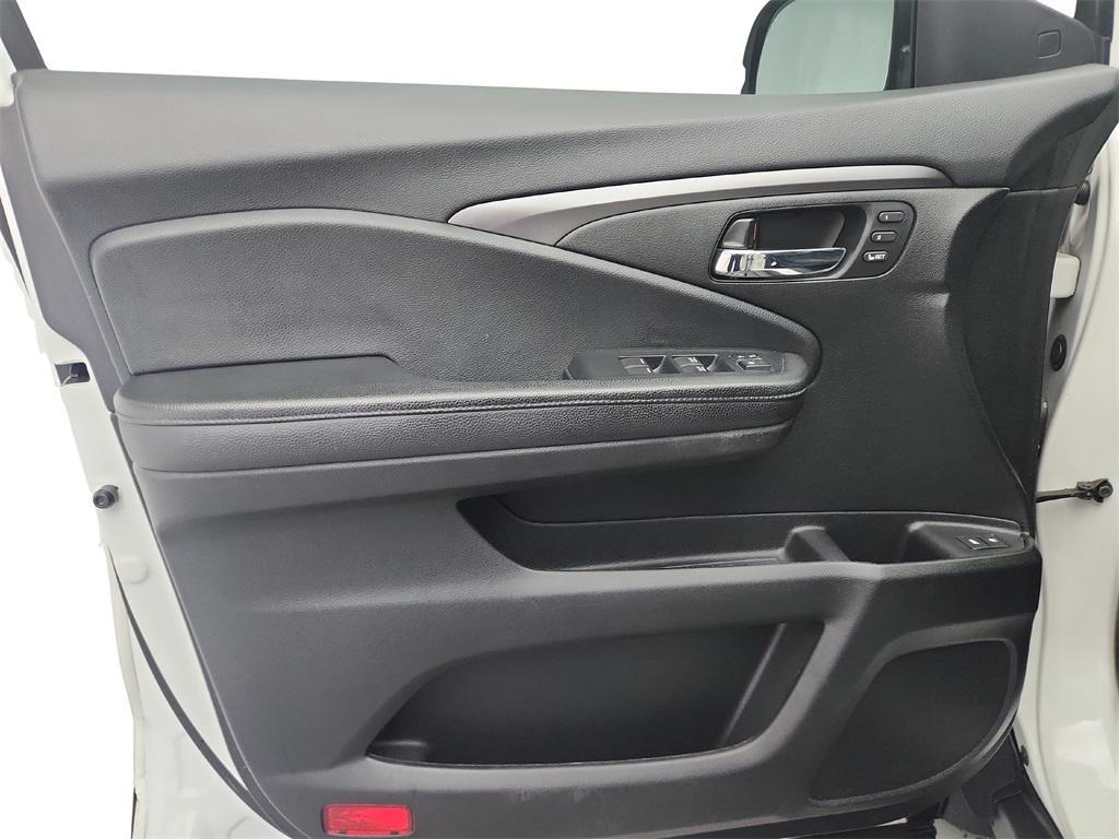 used 2021 Honda Passport car, priced at $19,999