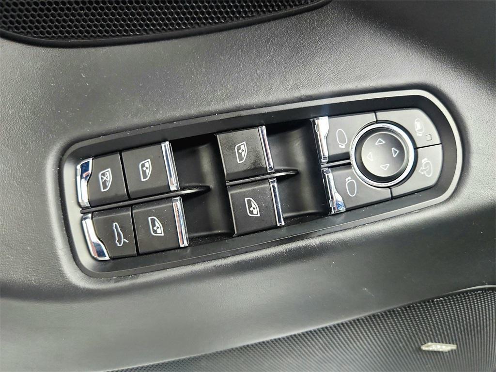 used 2015 Porsche Panamera car, priced at $30,777