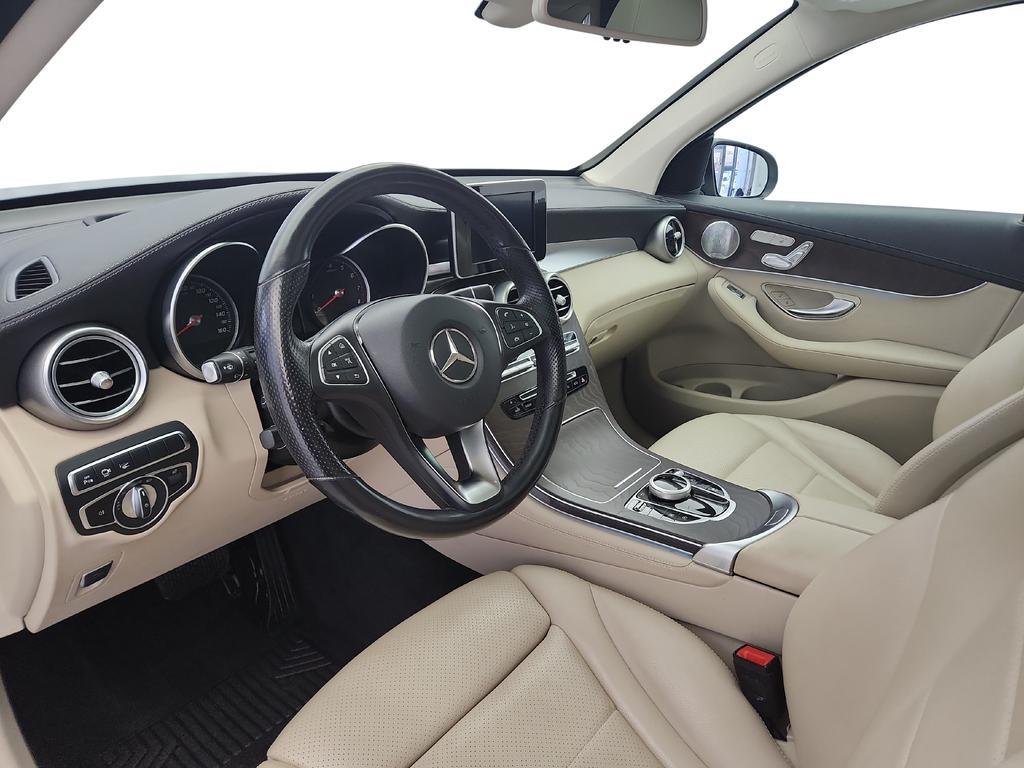 used 2019 Mercedes-Benz GLC 300 car, priced at $18,899