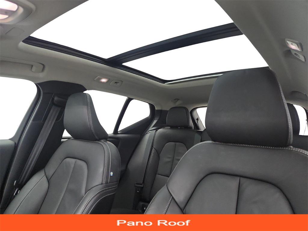 used 2023 Volvo XC40 car, priced at $22,222