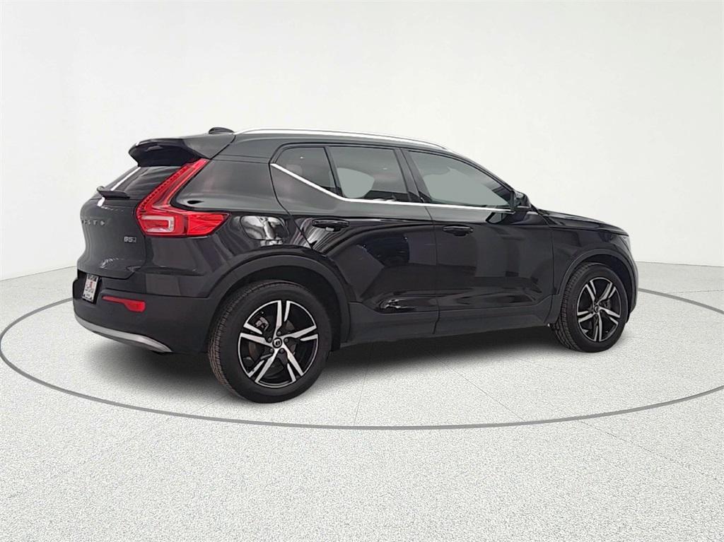 used 2023 Volvo XC40 car, priced at $22,222