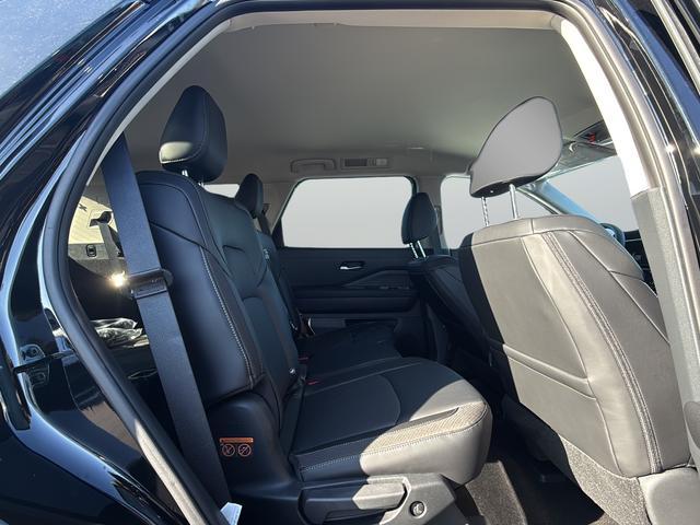 new 2026 Nissan Pathfinder car, priced at $41,966