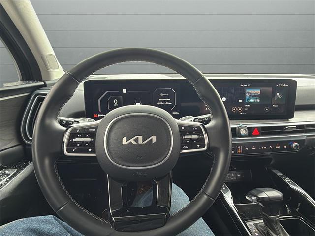 used 2024 Kia Sorento car, priced at $32,878