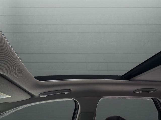 used 2024 Kia Sorento car, priced at $32,878