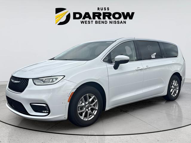 used 2023 Chrysler Pacifica car, priced at $22,911