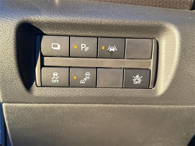 used 2020 Nissan Kicks car, priced at $12,190