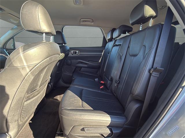 used 2022 Kia Sorento car, priced at $25,370