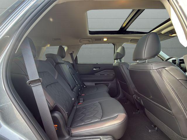 new 2026 Nissan Pathfinder car, priced at $47,797