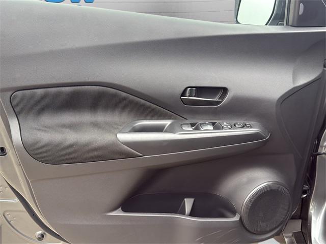 new 2025 Nissan Kicks car, priced at $22,097