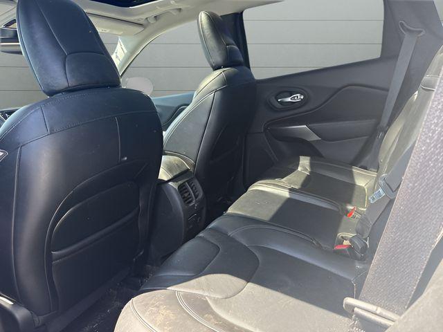 used 2019 Jeep Cherokee car, priced at $13,799