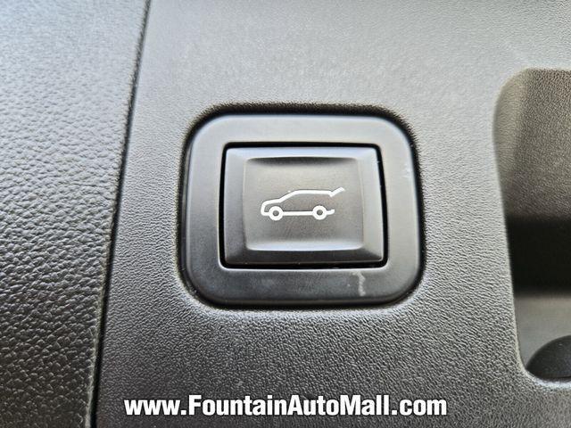 used 2018 Cadillac XT5 car, priced at $14,997