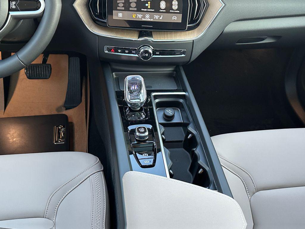 new 2026 Volvo XC60 Plug-In Hybrid car, priced at $60,695