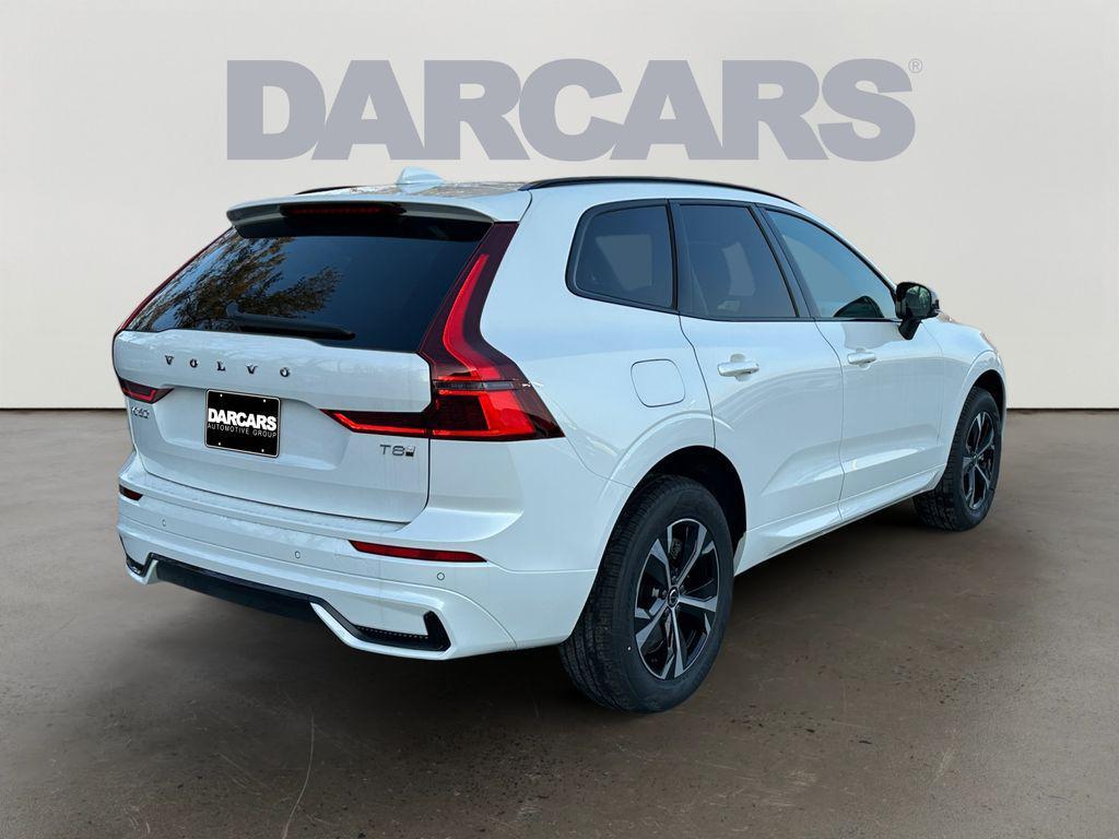 new 2026 Volvo XC60 Plug-In Hybrid car, priced at $60,695