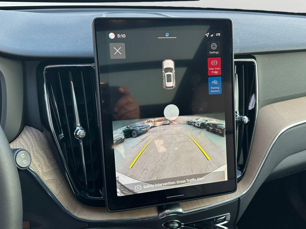 new 2026 Volvo XC60 Plug-In Hybrid car, priced at $60,695