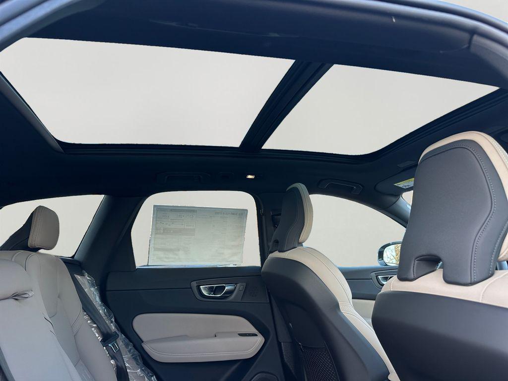 new 2026 Volvo XC60 Plug-In Hybrid car, priced at $60,695