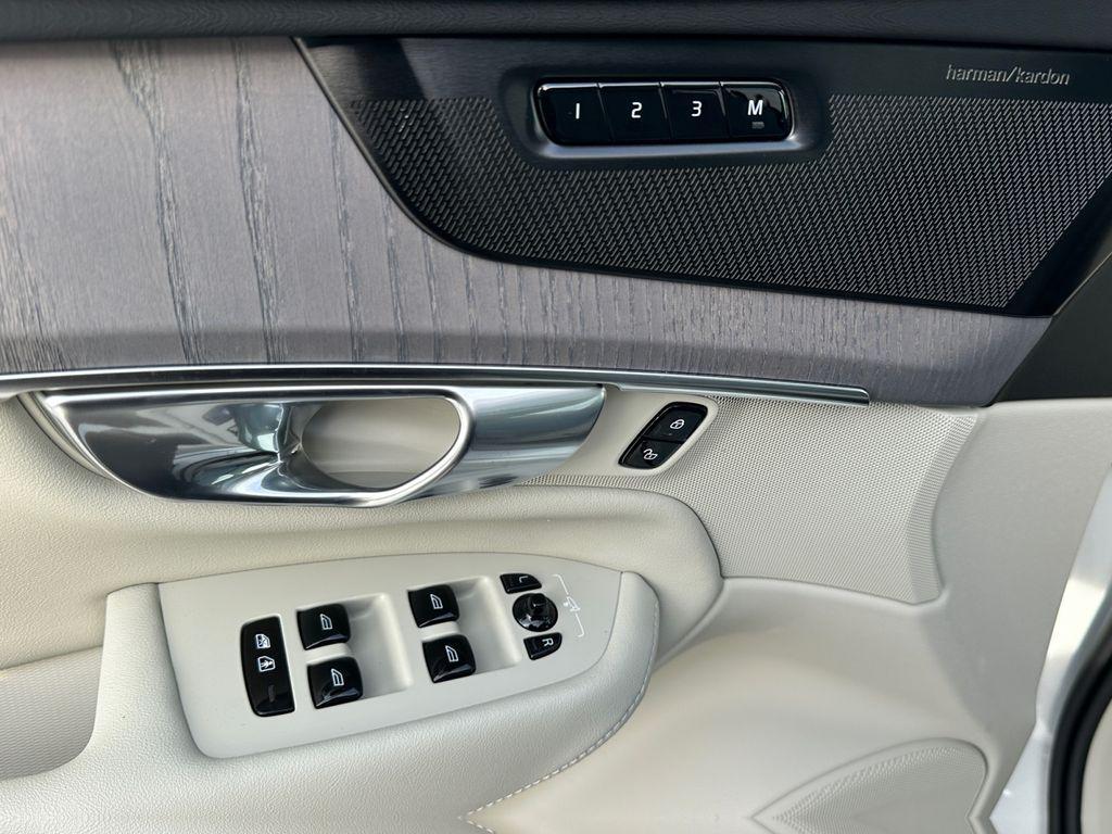 new 2026 Volvo XC90 car, priced at $72,340