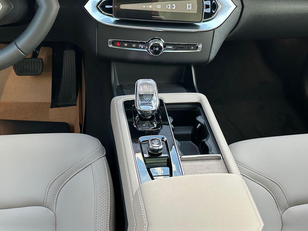 new 2026 Volvo XC90 car, priced at $70,145