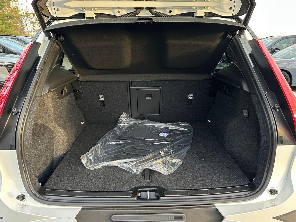 new 2026 Volvo XC40 car, priced at $54,723