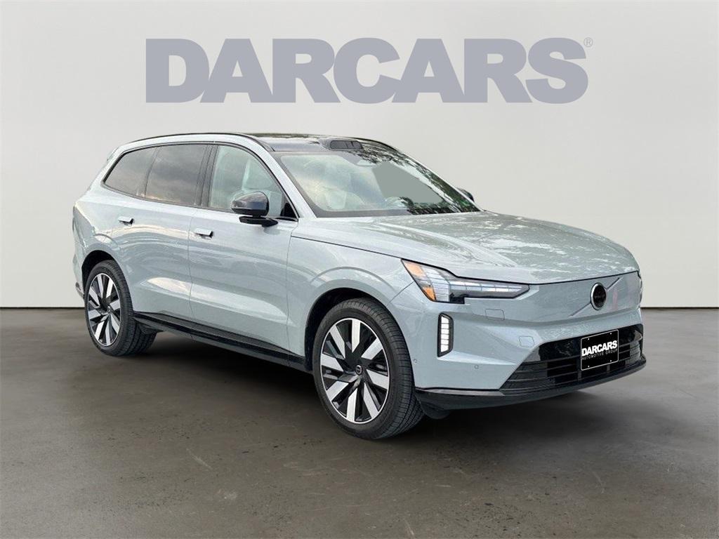 new 2025 Volvo EX90 car, priced at $89,585